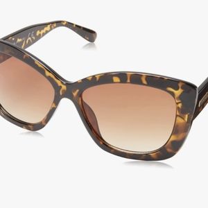 NWT TAHARI Th558 Bold 100% Uv Protective Cat Eye Sunglasses